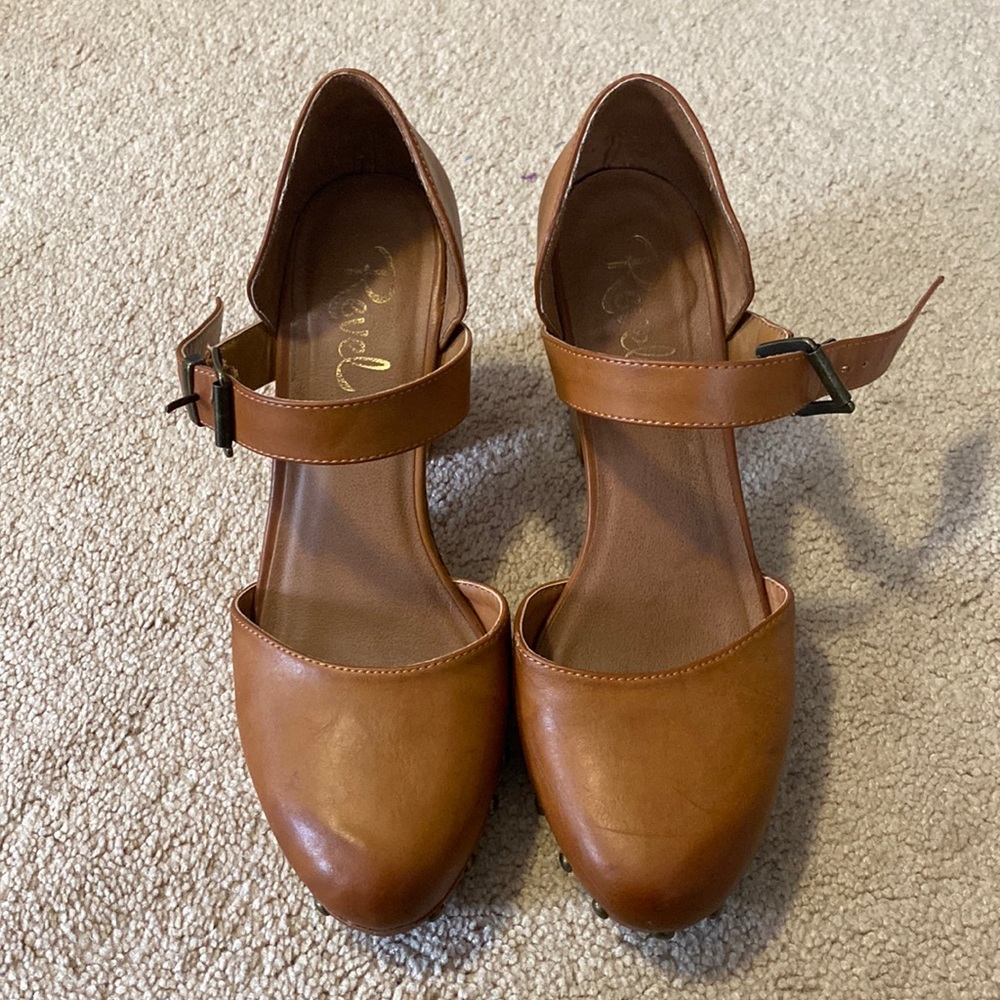 Revel clogs size 7.5 women